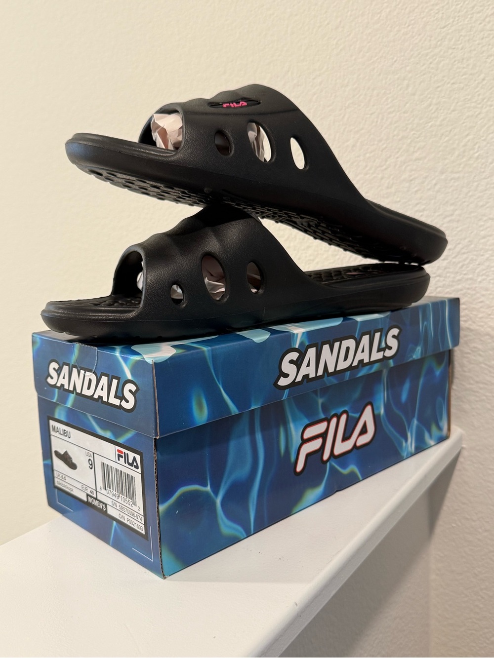 Women’s Fila Sandals Size 9
